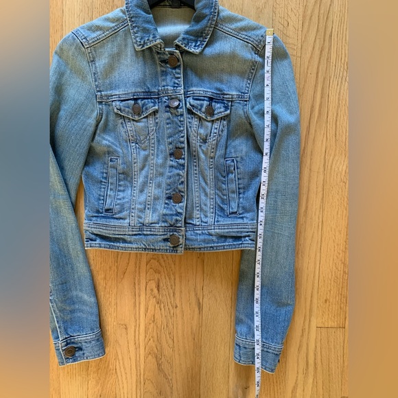 American Eagle // Cropped Denim Jacket - Picture 9 of 14